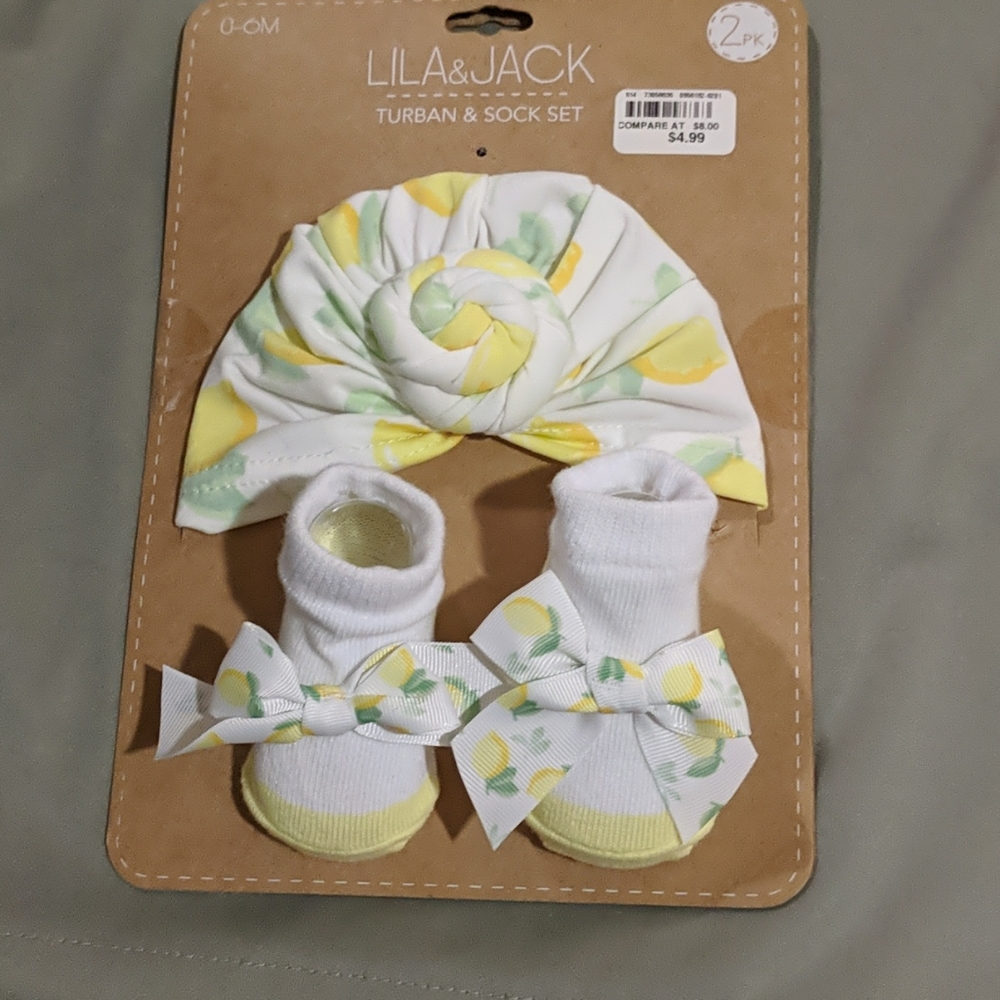 Hat & socks set